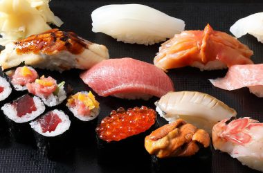 sashimi-la-gi-mot-so-loai-sashimi-pho-bien (1)